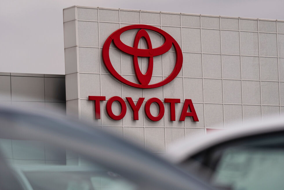 Utenfor en Toyota-forhandler i California.
 Foto: NTB/AP/Jae C. Hong