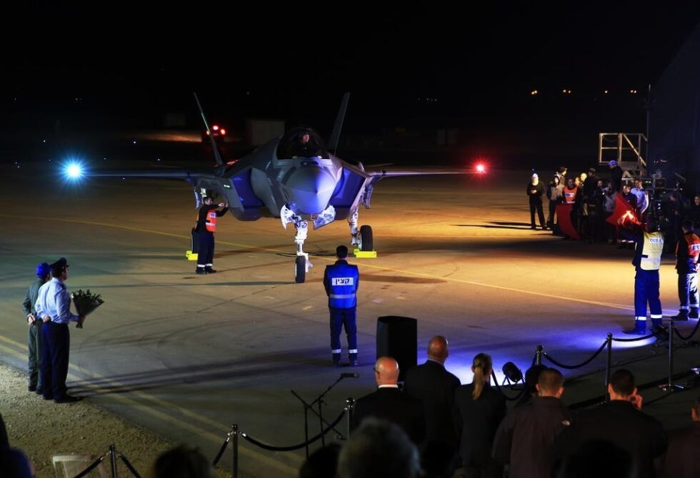 JAGERFLY: Her ankommer et av de første F-35-flyene til Israel i 2016. Nå er en ny skvadron med slike fly blitt operasjonelle. Foto: TPS