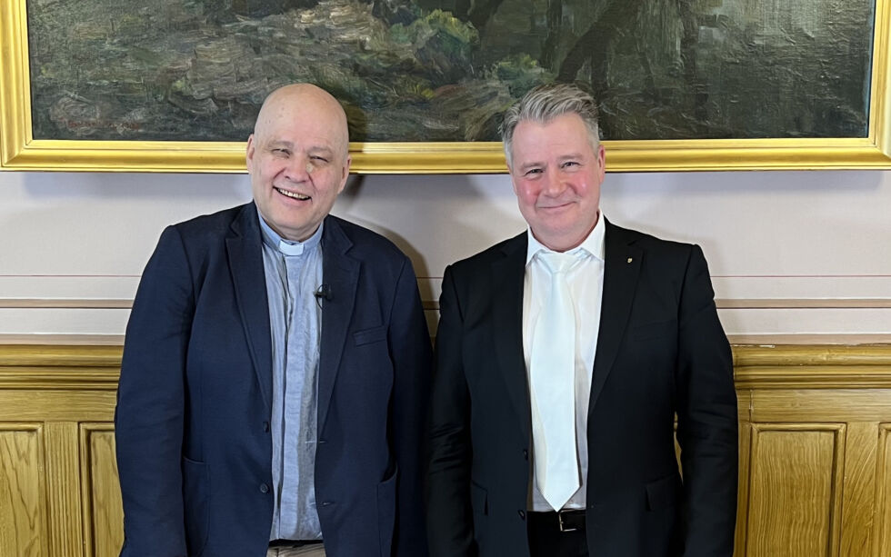 Det er andre gang Per-Willy Amundsen er gjest hos Jan-Aage Torp i Hovedstaden. Episoden ble spilt inn på Stortinget.
 Foto: Oslokirken