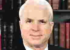 McCain øker forspranget i valgthriller