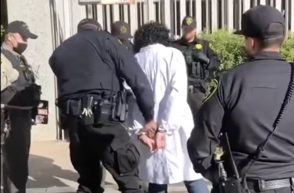 Aktivister som protesterte mot organhøsting av foster ble arrestert av politiet i San Fransisco.
 Foto: Skjermdump Twitter/Pro-Life San Francisco