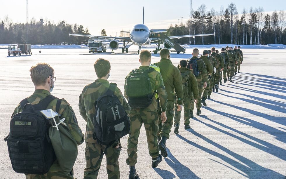 Norske soldater på vei til Nato-tjeneste i Litauen i januar.
 Foto: Torstein Bøe / NTB