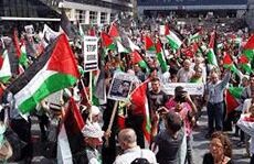 Antizionisme er lik anti- semittisme, sier dommer