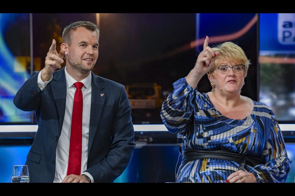 Både KrF-leder Kjell Ingolf Ropstad (t.v.) og Venstre-leder Trine Skei Grande ønsker at deres parti skal bekle finansministerposten, ifølge NRK.
 Foto: Marit Hommedal/NTB Scanpix