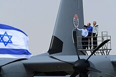 Israels nye superfly kan befordre 98 soldater 4000 km