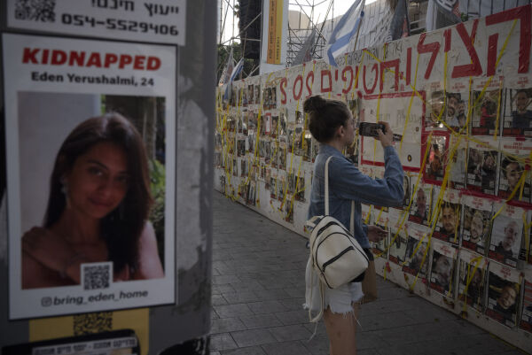 Israels krigføring er mindre hard i områder der gisler blir skjult