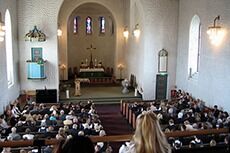 Vil stanse skole- gudstjenester og bordbønn i skolen