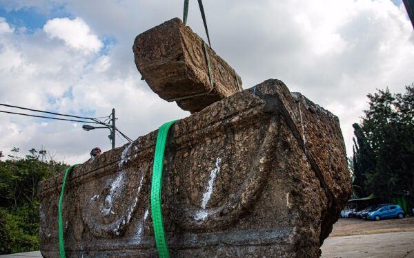 Israel avdekket to 1800 år gamle steinsarkofager