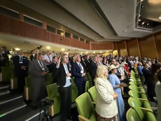 Hundrevis på bønnefrokost i Knesset