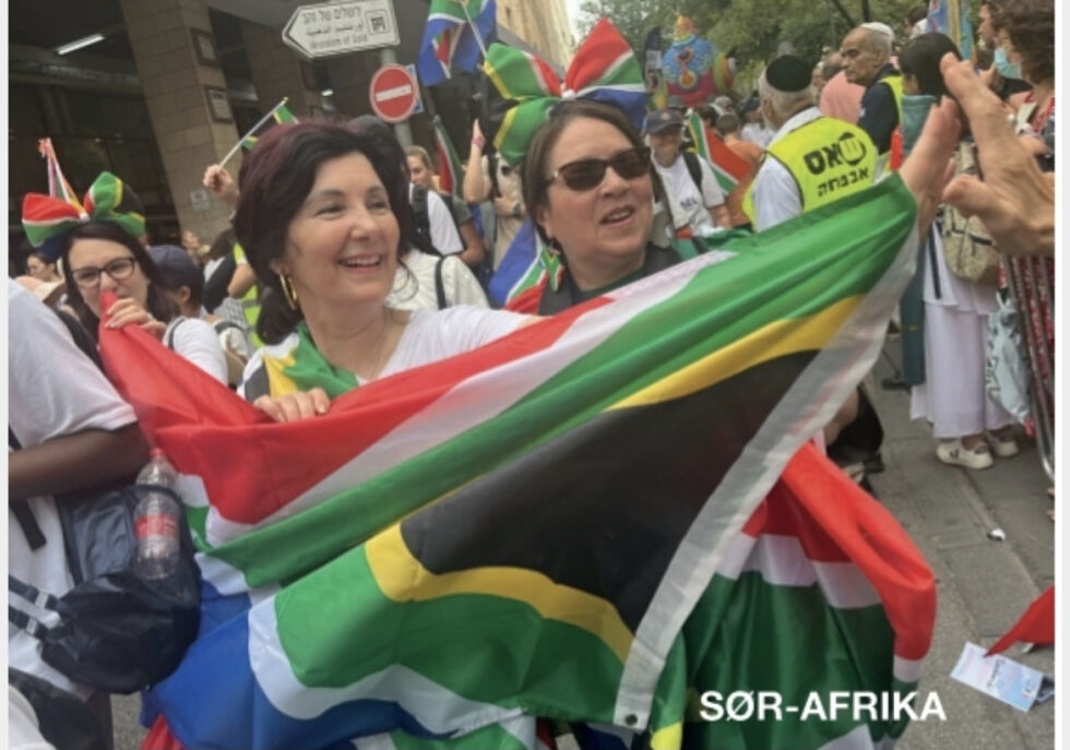 STØTTER ISRAEL: Sør-Afrikanske kristne marsjerte i Jerusalem-marsjen under Løvhyttefesten 2023.
 Foto: Ingvill Mydland