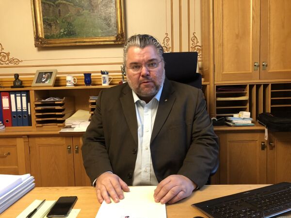– Julen er viktig på Stortinget,  i skolen og i hjemmet
