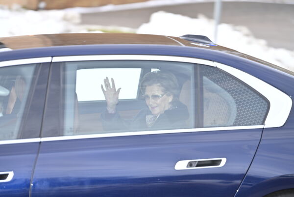Dronning Sonja er utskrevet fra Rikshospitalet