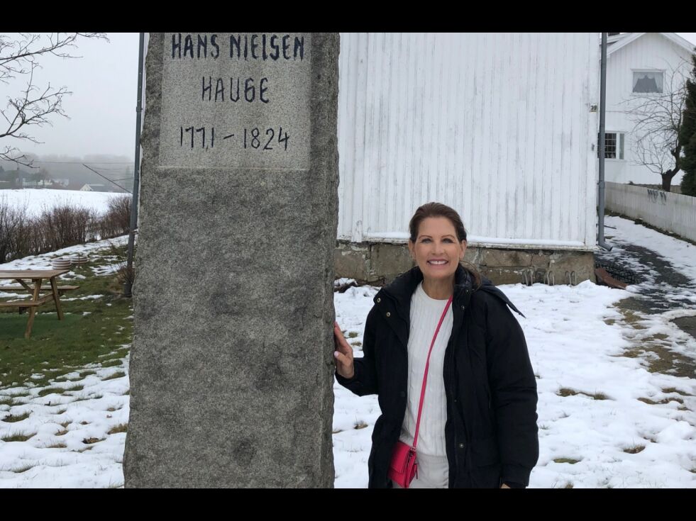 Michele Bachmann: utenfor Hans Nielsen Hauges barndomshjem.