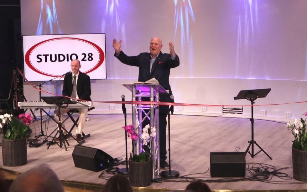 Jan Hanvold og TV Visjon Norge åpnet nytt studio i Møllergata 28.
 Foto: Trine Overå Hansen