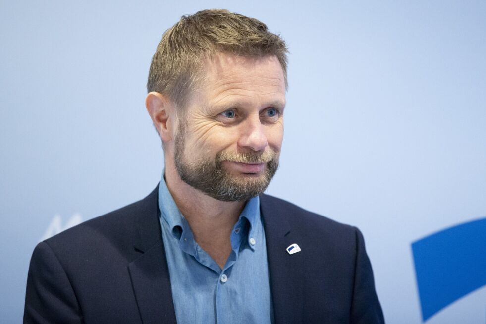 FÅR STØTTE: Helseminister Bent Høie får etikkfaglig støtte til å forby selvbestemt tvillingabort. Foto: Fredrik Hagen / NTB scanpix
