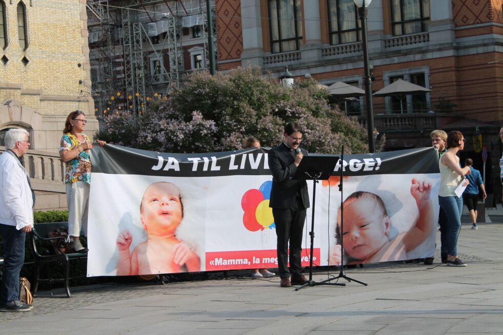 Det er selvsagt at barnet som enda ikke er født skal ha samme retten til liv som alle andre, sa sogneprest Mikael Bruun.
 Foto: Trine Overå Hansen