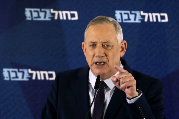 Gantz ber om kriseregjering i Israel