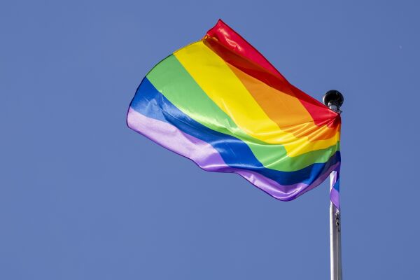 Får straff for ikke å gå i Pride