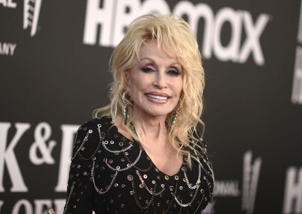 Dolly Parton fikk et budskap fra Gud til 77-årsdagen