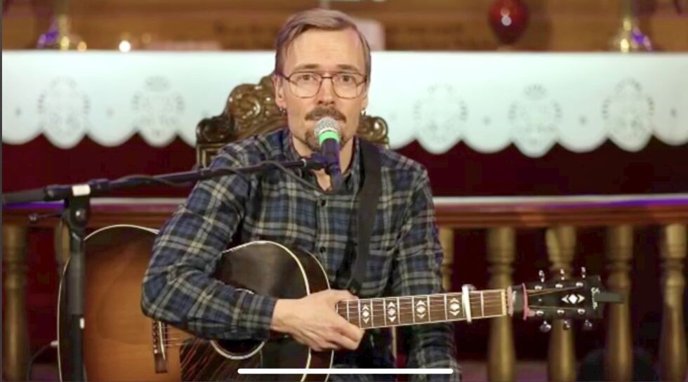 KONSERT: Ole Børud er en av artistene som Leif Ingvald Skaug har hatt med seg på online kirkekonsert under korona-tiden.
 Foto: Privat