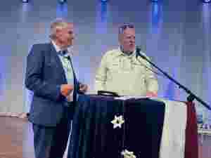 Jan Hanvold ba om tilgivelse på Norges vegne