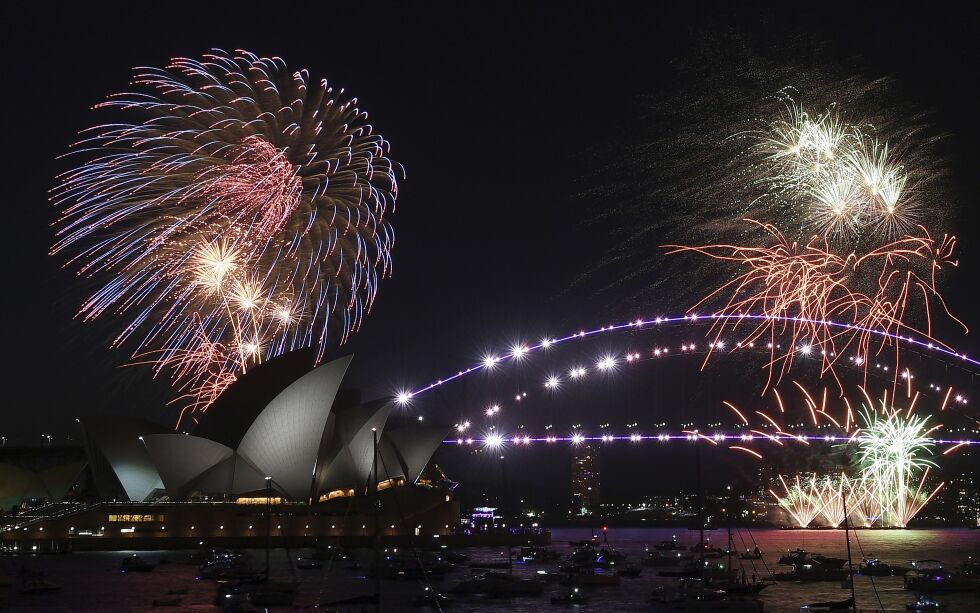 Fyrverkeri over Operahuset i Sydney, fredag.
 Foto: Dean Lewins / AAP via AP / NTB