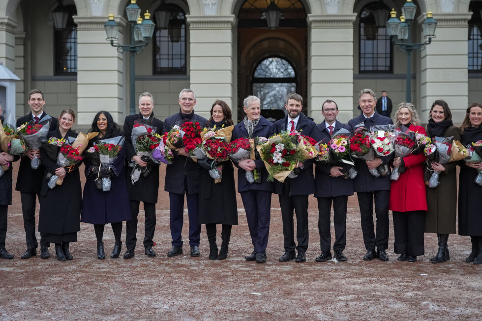 13 av 20 statsråder i den nye Ap-regjeringen er medlem av Den norske kirke.
 Foto: Lise Åserud / NTB