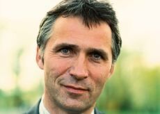 Stoltenberg med ros til BarneVakten