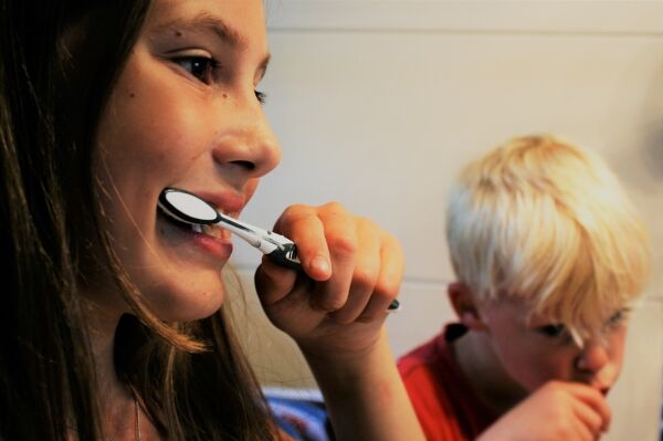 — Molekyl kan tilsettes tannkrem for å forebygge plakk og hull i tennene