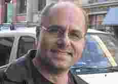 Pastor Egil inntar arbeidsplassene