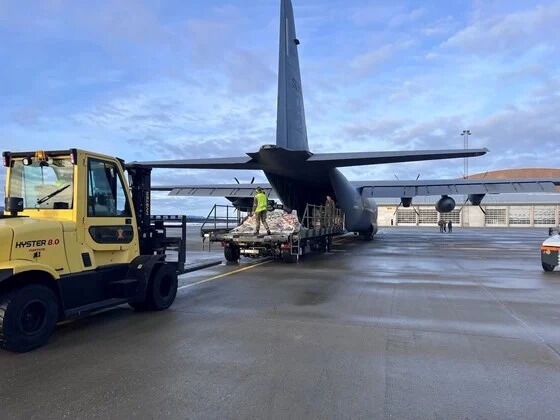 Norge sendte transportfly til jordskjelvofrene