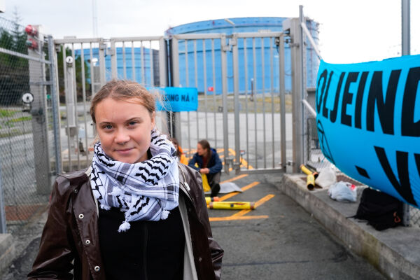 Politiet vil ikke fjerne demonstrantene