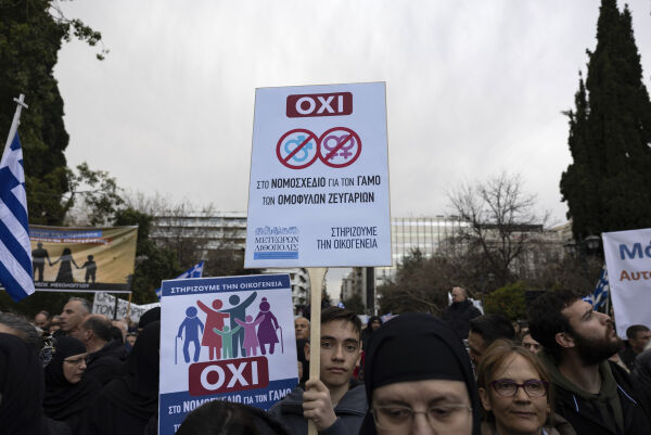 Hellas blir torsdag første ortodokse land som tillater likekjønnede ekteskap