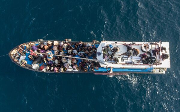 Indonesia snur – tar imot båtflyktninger likevel