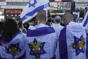 Tre israelske gisler løslatt og overlevert til israelske styrker