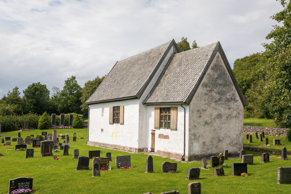 Moster gamle kyrkje, bygd i første halvdel av 1100-tallet.
 Foto: Tore Sætre, CC BY-SA 4.0, via Wikimedia Commons