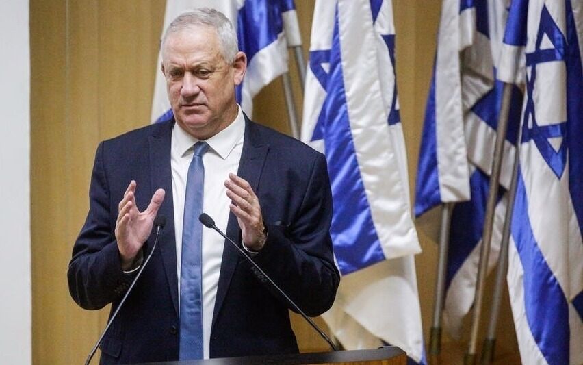 Israels forsvarsminister Benny Gantz påpekte at til tross for flere forespørsler fra Israel, fortsetter palestinerne å nekte å samarbeide i en etterforskning, som han sa reiser spørsmålet om de virkelig ønsker å avdekke sannheten.
 Foto: Shalev Shalom/TPS