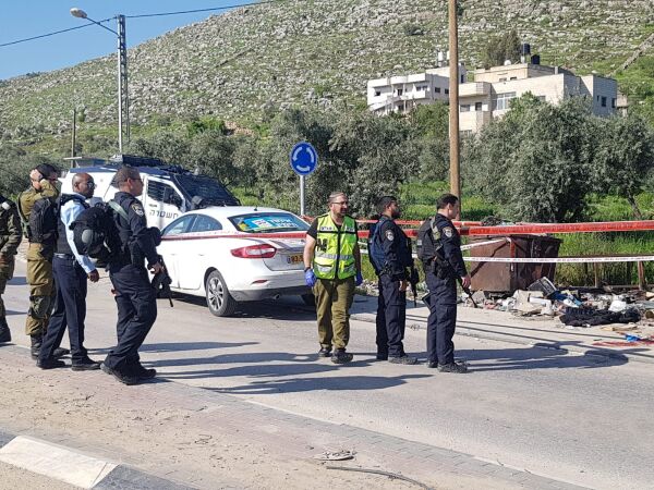 Palestinsk terrorist skutt under terrorangrep