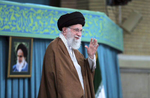 Ektepar arrestert for mulig spionasje for Iran