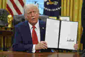 Trump gir ordre om å kutte programmer som fremmer kjønnsideologi