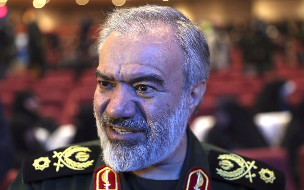 Nestleder i Irans revolusjonsgarde påpeker ovenfor USA og Israel om Irans militære evner.
 Foto: Vahid Salemi/NTB