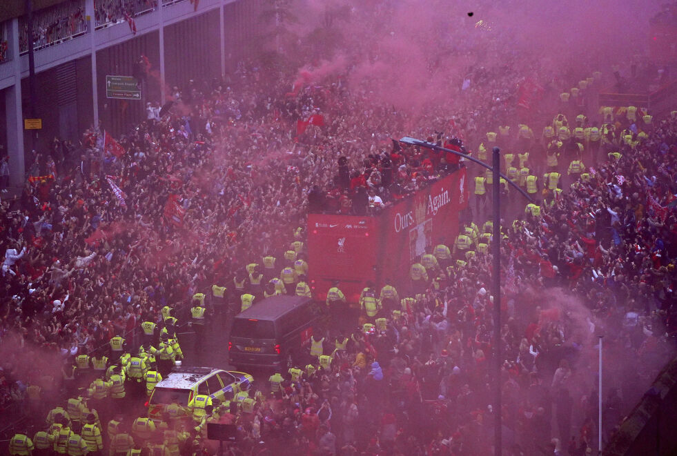Liverpool feiret seriegullet tidligere mandag.
 Foto: Owen Humphreys / PA via AP / NTB