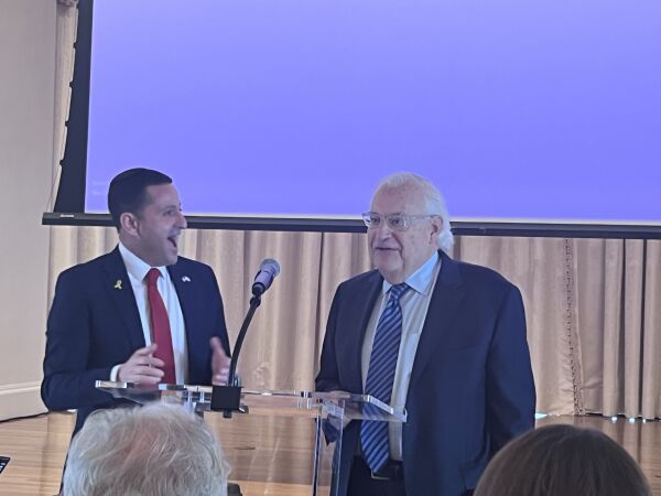 - Ikke kjemp mot Gud, det er aldri en god ide