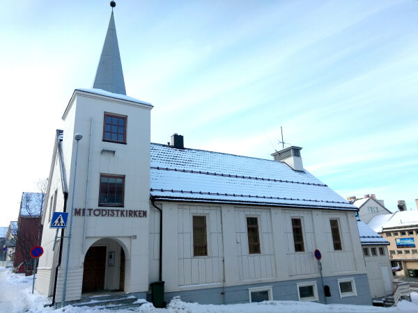 Fire metodistkirker melder seg ut