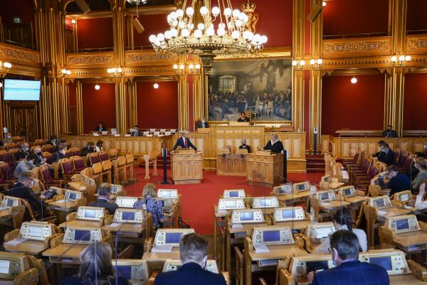 Mer enn hver fjerde stortingspolitiker tar ikke gjenvalg