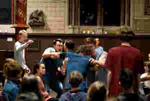 Utstyrsfritt bibeldrama i Shakespeare-format