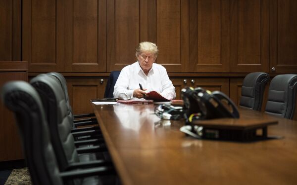 Massiv forbønn for Trump