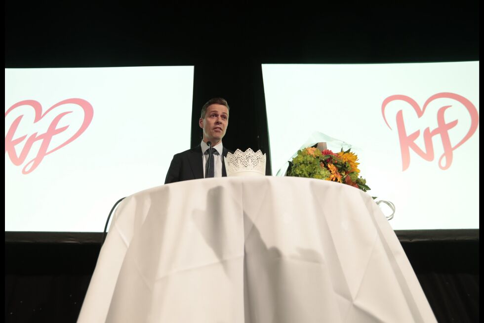 Kristelig Folkepartis leder Knut Arild Hareide lover å gjenreise partiet. Foto: Lise Åserud / NTB scanpix
