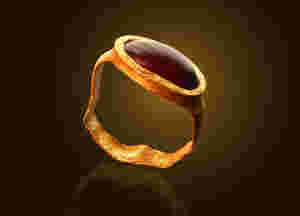 Fant sjelden ring i Davids by