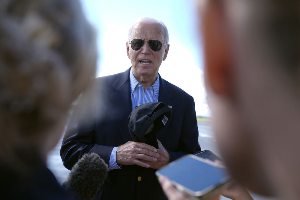 President Joe Biden møtte pressen før han forlot Madison i Wisconsin, der han møtte demokratiske velgere fredag.
 Foto: Manuel Balce Ceneta / AP / NTB